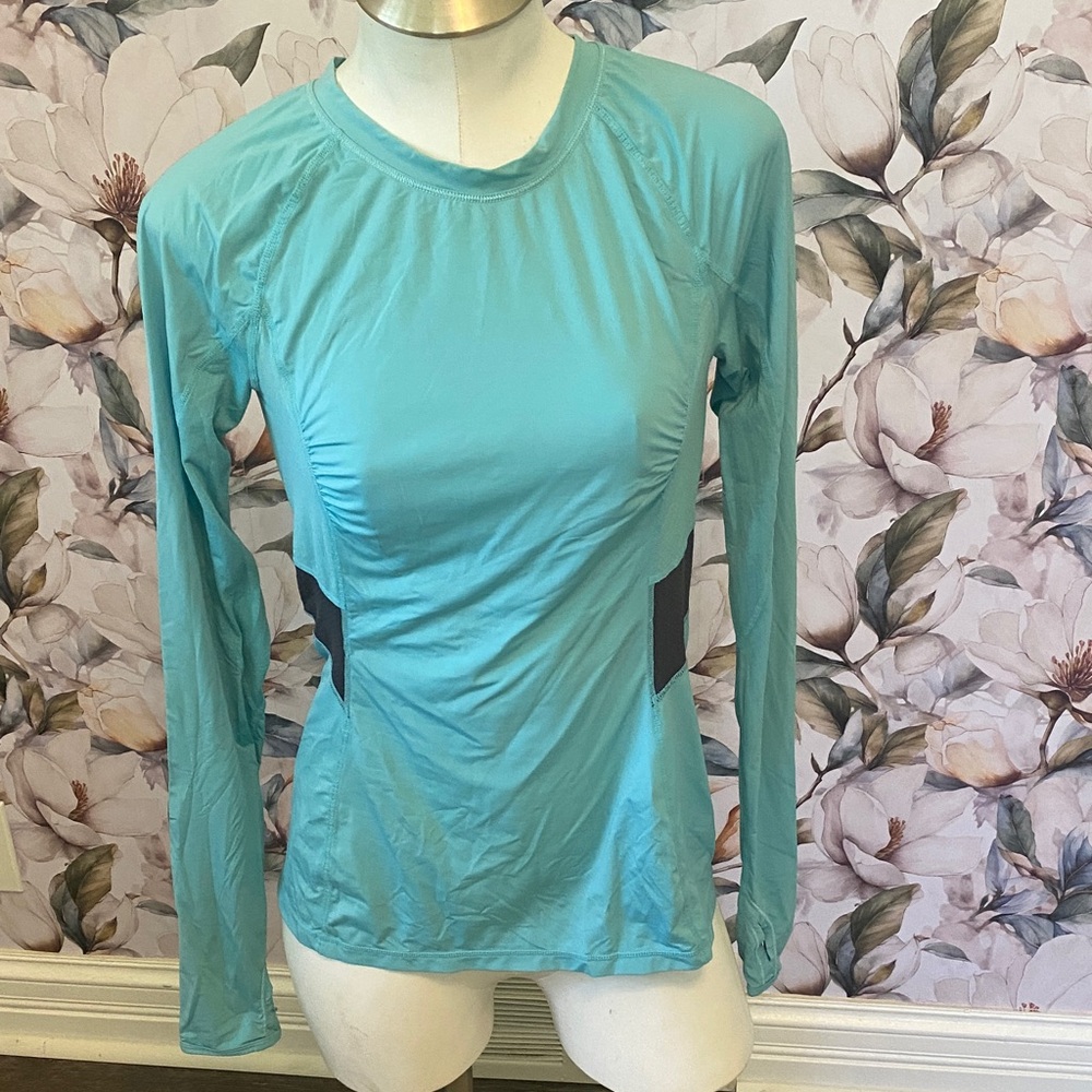 Lululemon Athletica Aqua Long Sleeve Top